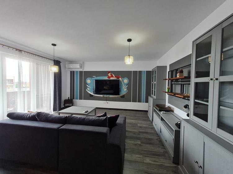Apartament cu 2 camere decomandat, mobilat în Aradului
