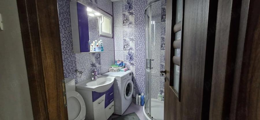 Apartament cu 2 camere decomandat în Drumul Taberei