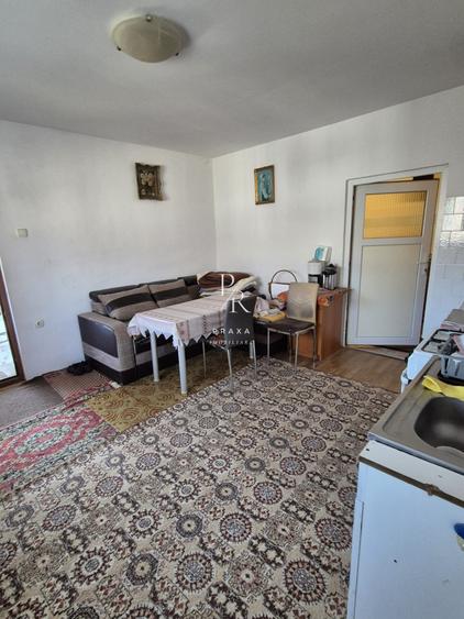 Casă individuală cu 2 camere cu Canalizare în Florești