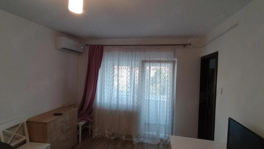 Garsonieră semidecomandată în Girocului