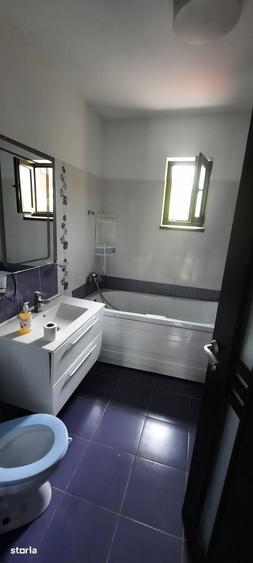 Casă cu 3 camere cu Teren 370 Mp în Valea Adâncă