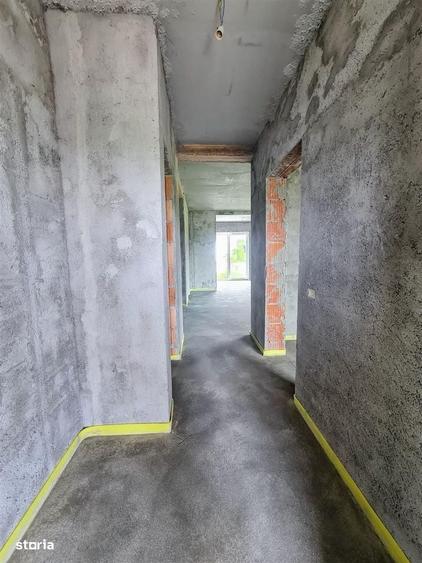 Casă cu 3 camere cu Teren 500 Mp în Alparea