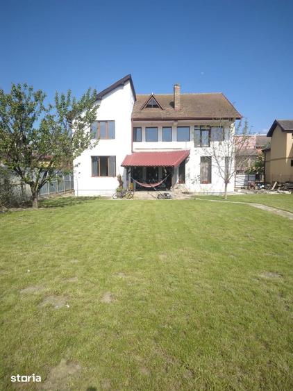 Casă cu 6 camere cu Teren 1.2 Mp în Săcălaz