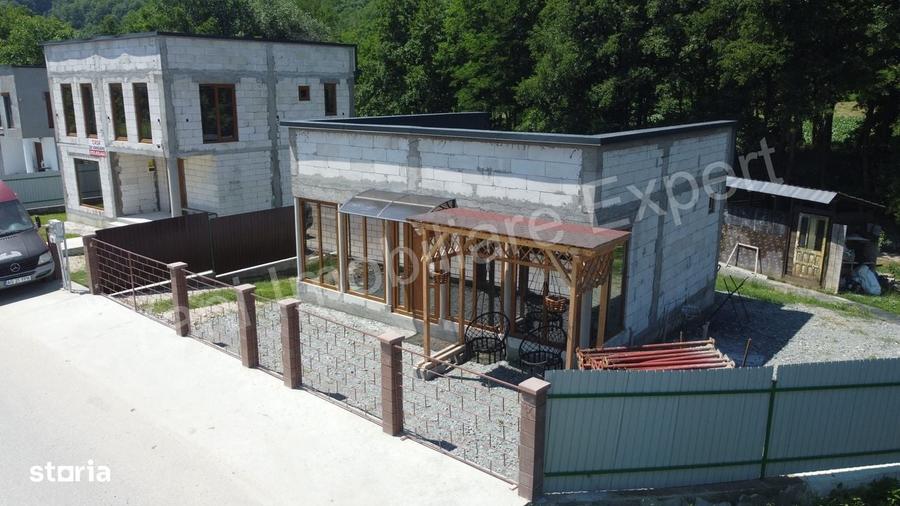 Casă cu 6 camere în Tutana