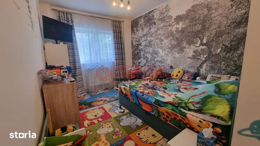 Apartament cu 4 camere, mobilat în Berceni