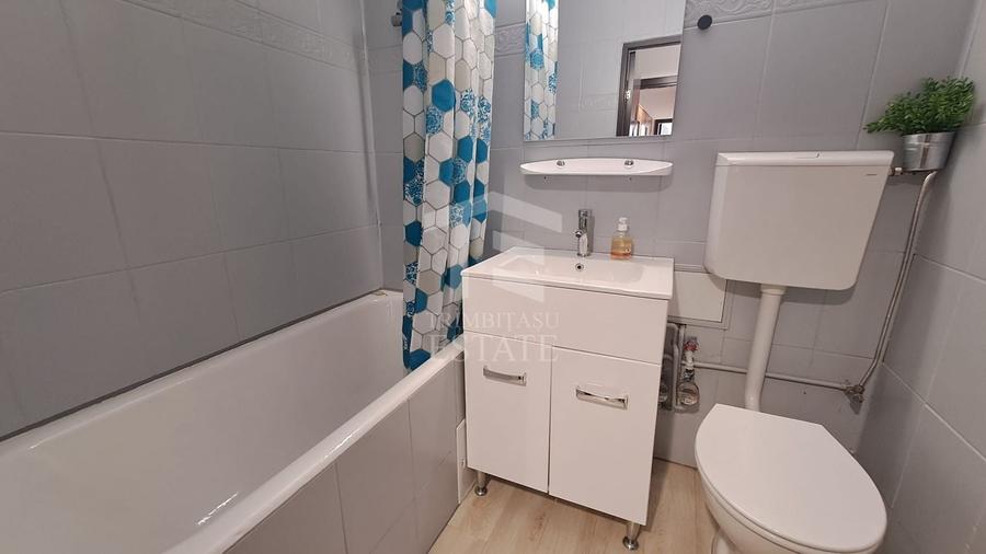Apartament cu 2 camere semidecomandat, mobilat în Politehnica