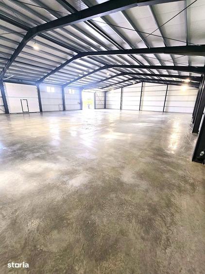Spațiu comercial, de 1,720 mp, în Nord