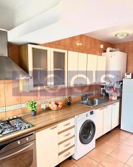 Apartament cu 4 camere, mobilat în Splaiul Unirii