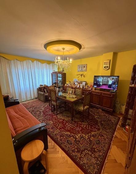 Apartament cu 2 camere în Cetate