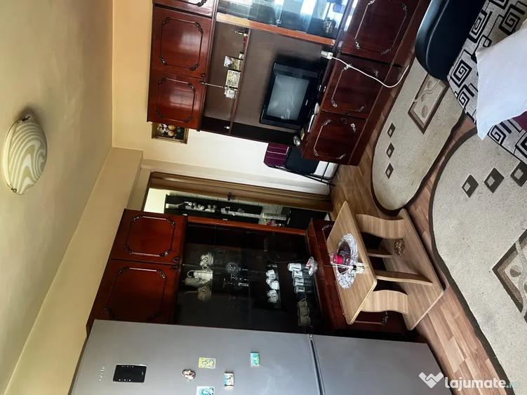 Apartament cu 2 camere semidecomandat în Nord