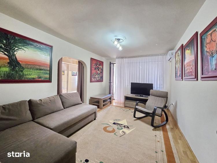 Apartament cu 4 camere în Mazepa 1
