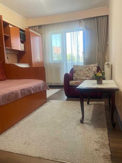 Apartament cu 2 camere decomandat în Tineretului