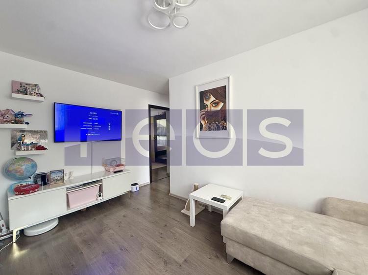 Apartament cu 3 camere semidecomandat, mobilat în Vitan