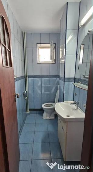 Apartament cu 5 camere decomandat în Pantelimon