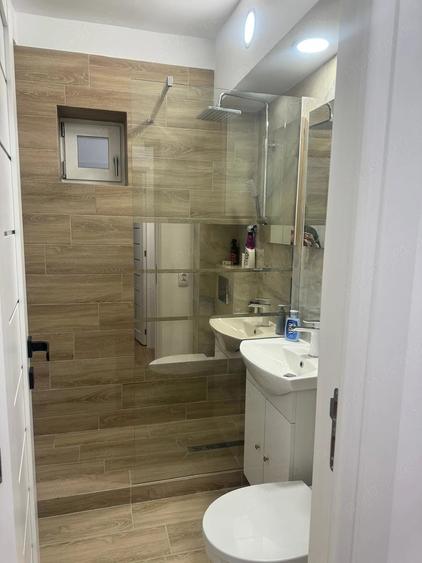 Apartament cu 3 camere decomandat în Ultracentral
