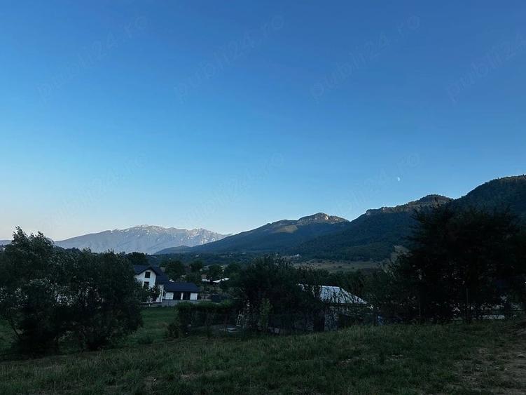 Teren de 1571 mp, în Central