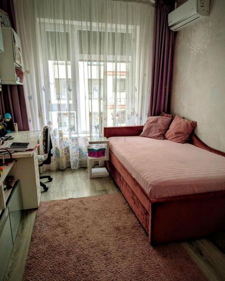 Apartament cu 4 camere semidecomandat, mobilat în Floreasca
