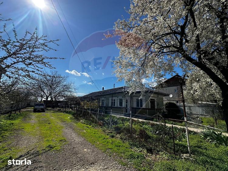 Casă cu 3 camere cu Teren 1000 Mp în Răcari