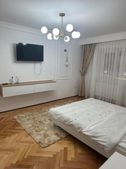Garsonieră decomandată în Tineretului