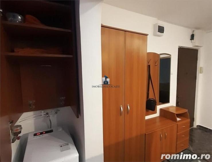 Apartament cu 2 camere decomandat în Apărătorii Patriei