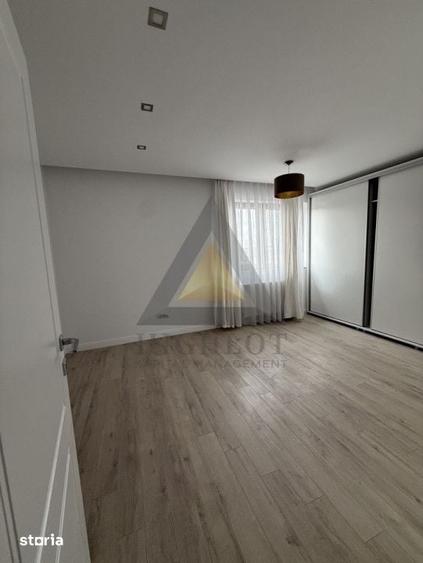 OXFORD GARDENS | IN CURS DE RENOVARE | VILA CU 6 CAMERE | AISB - 16
