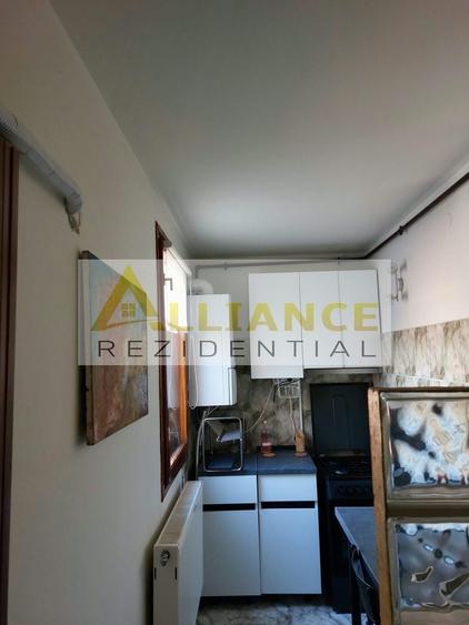 Apartament cu 2 camere decomandat, mobilat în Cișmigiu