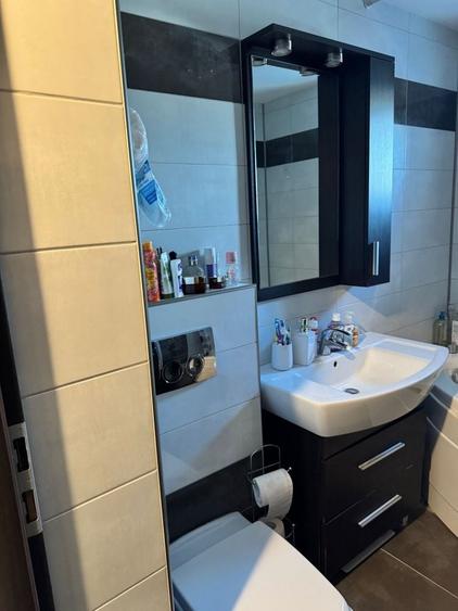 Apartament cu 3 camere decomandat în Dorobanți