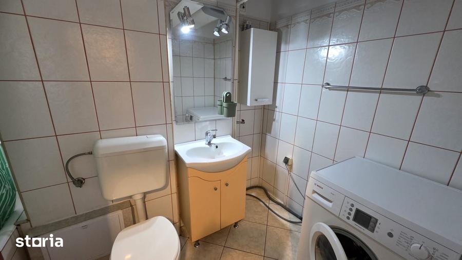 Apartament cu 3 camere în Centrul Civic