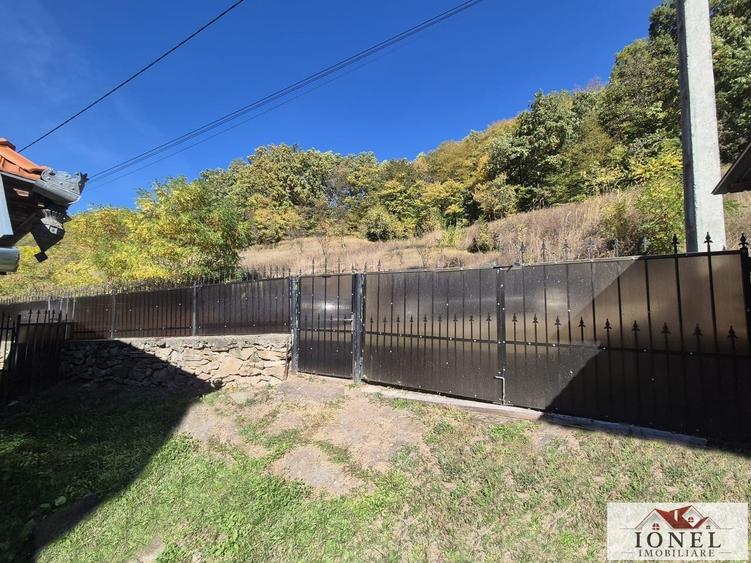 Casă individuală cu 3 camere cu Teren 2115 Mp în Galda de Jos