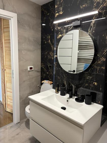 Apartament cu 2 camere decomandat în Vest