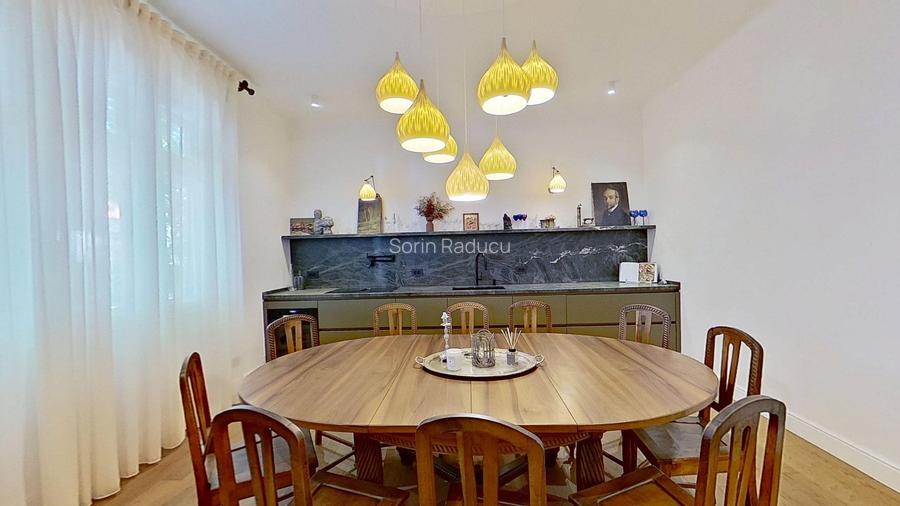 Apartament duplex interbelic, Arcul de Triumf
