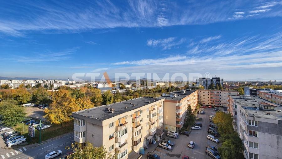 Apartament cu 3 camere decomandat în Vlahuță