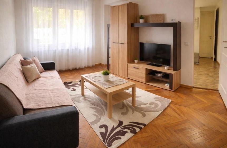Apartament cu 2 camere decomandat în Corunca