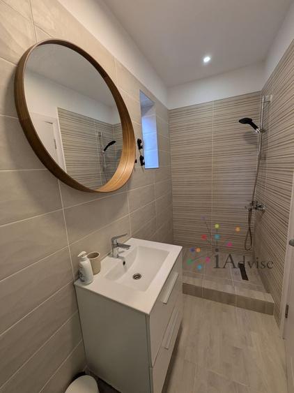 Apartament cu 2 camere, mobilat în Central