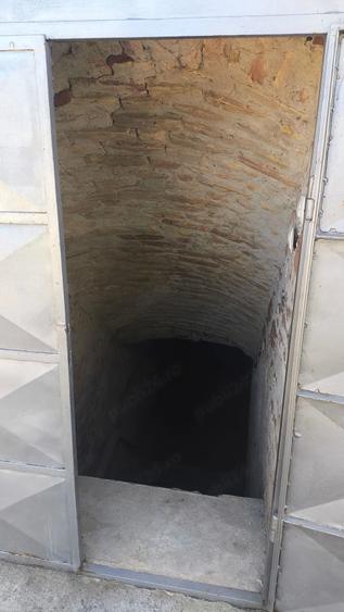 Casă cu 6 camere cu Teren 1892 Mp în Central