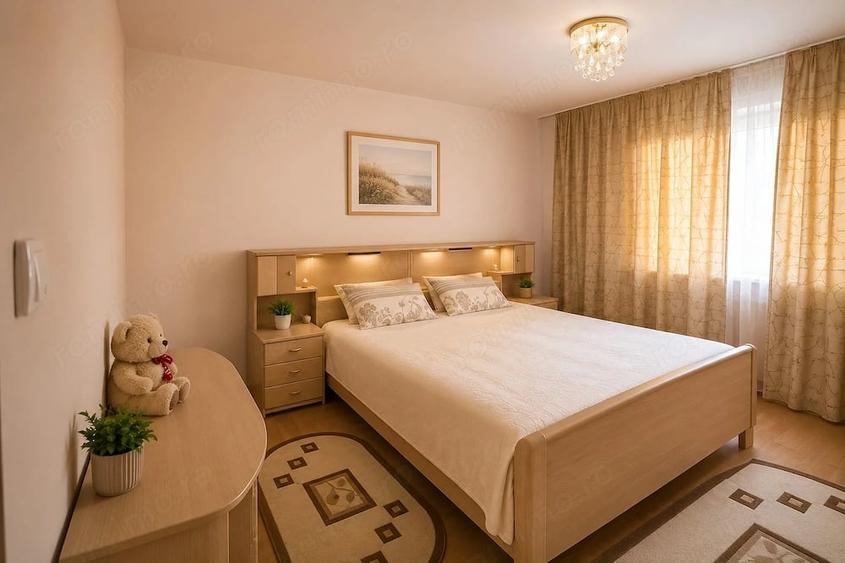 Casă cu Teren 900 Mp în Checea