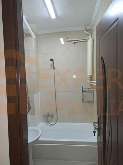 Apartament cu 2 camere decomandat, mobilat în Tomis Nord