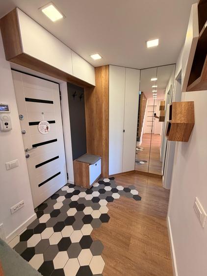 Apartament cu 4 camere decomandat, mobilat în Aviației