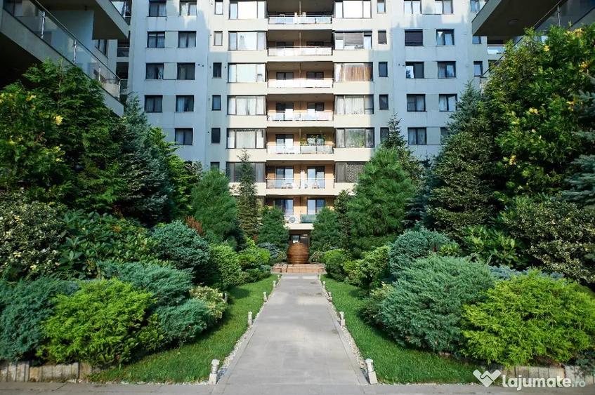 Apartament cu 2 camere semidecomandat, mobilat în Nord