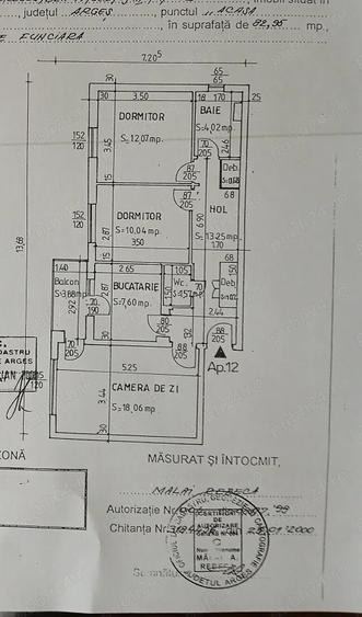 Apartament cu 3 camere decomandat în Eremia