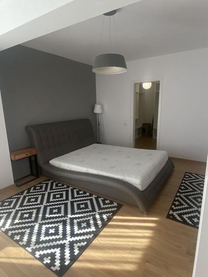 Apartament cu 2 camere decomandat în Florești