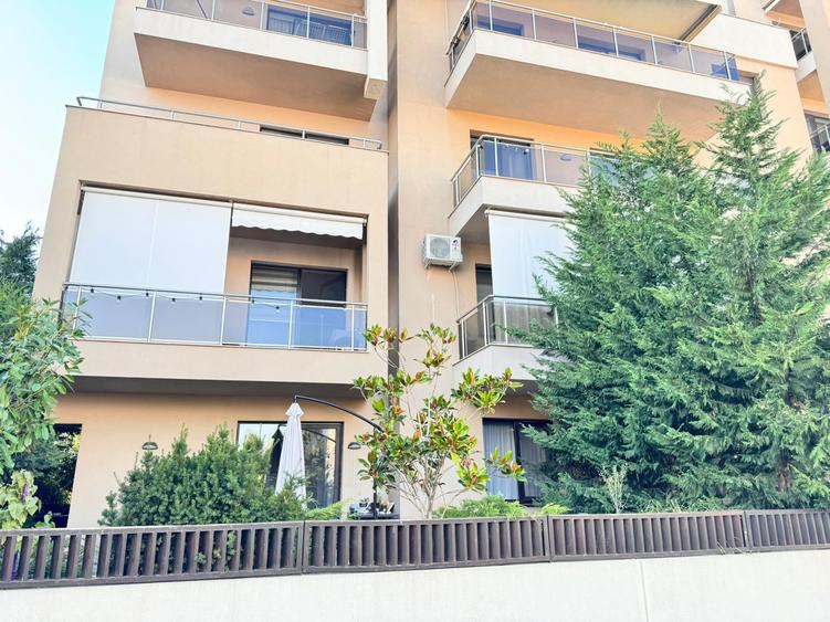 Apartament cu 3 camere, mobilat în Pipera
