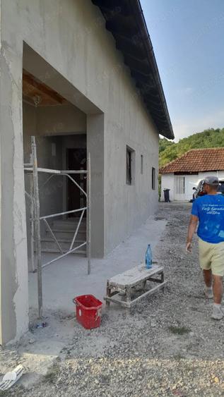 Casă cu Teren 555 Mp în Amați