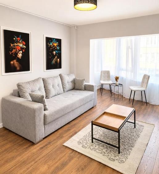 Apartament cu 2 camere decomandat în Calea București