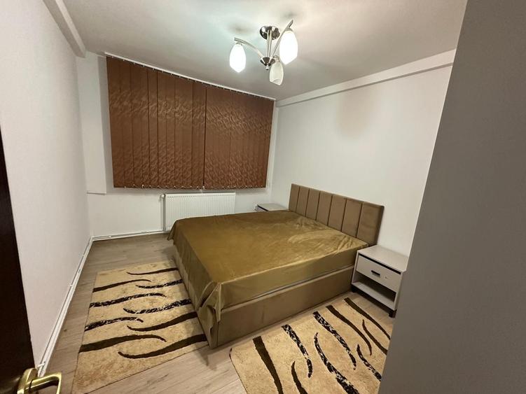 Apartament cu 3 camere semidecomandat în Năvodari Tabără