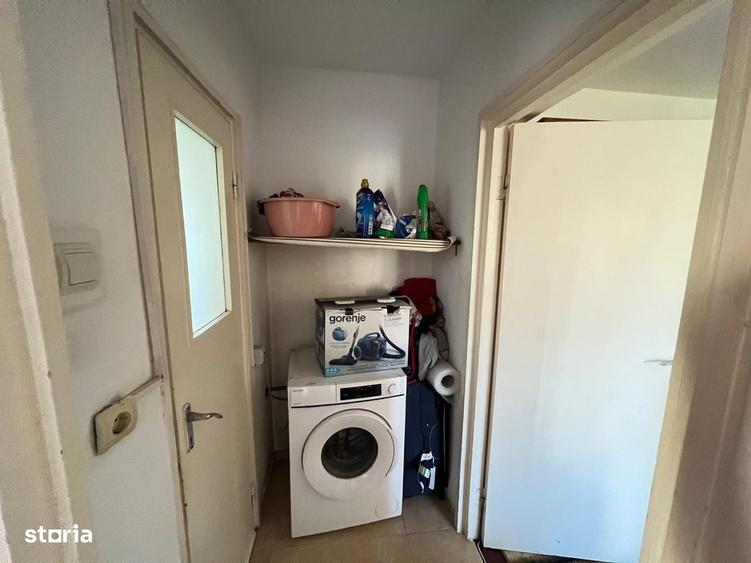 Apartament cu 2 camere semidecomandat în Florilor