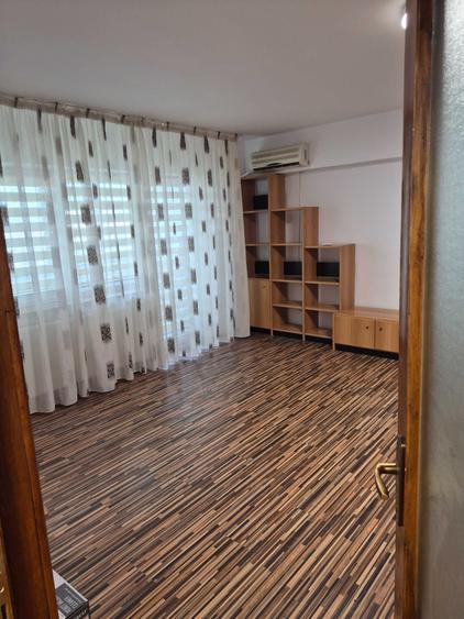Apartament cu 2 camere decomandat în Popoveni
