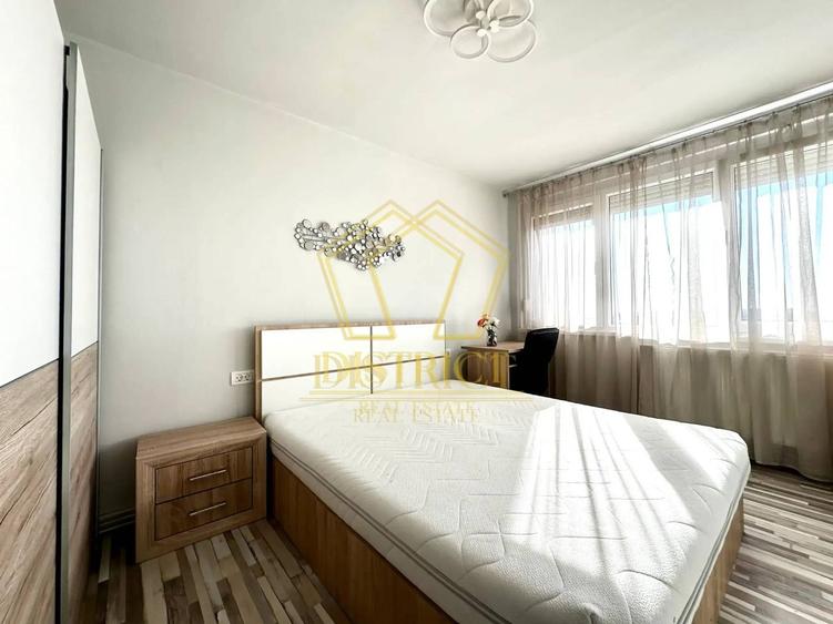 Apartament cu 3 camere decomandat în Complex Studențesc