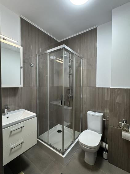 Apartament cu 3 camere în Dâmbul Rotund