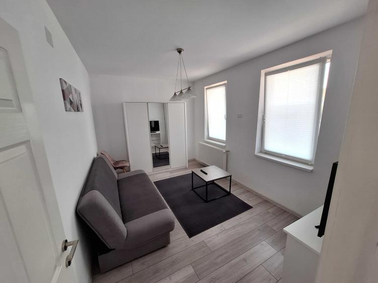 Inchiriez apartament cu 2 camere ultra central - 7